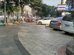 -玉林生活广场