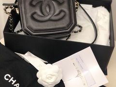 -Chanel(德基广场店)