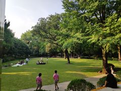 -汇龙潭