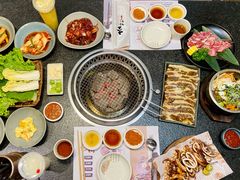 -草家酱蟹炭火烤肉店(珲春南路一店)