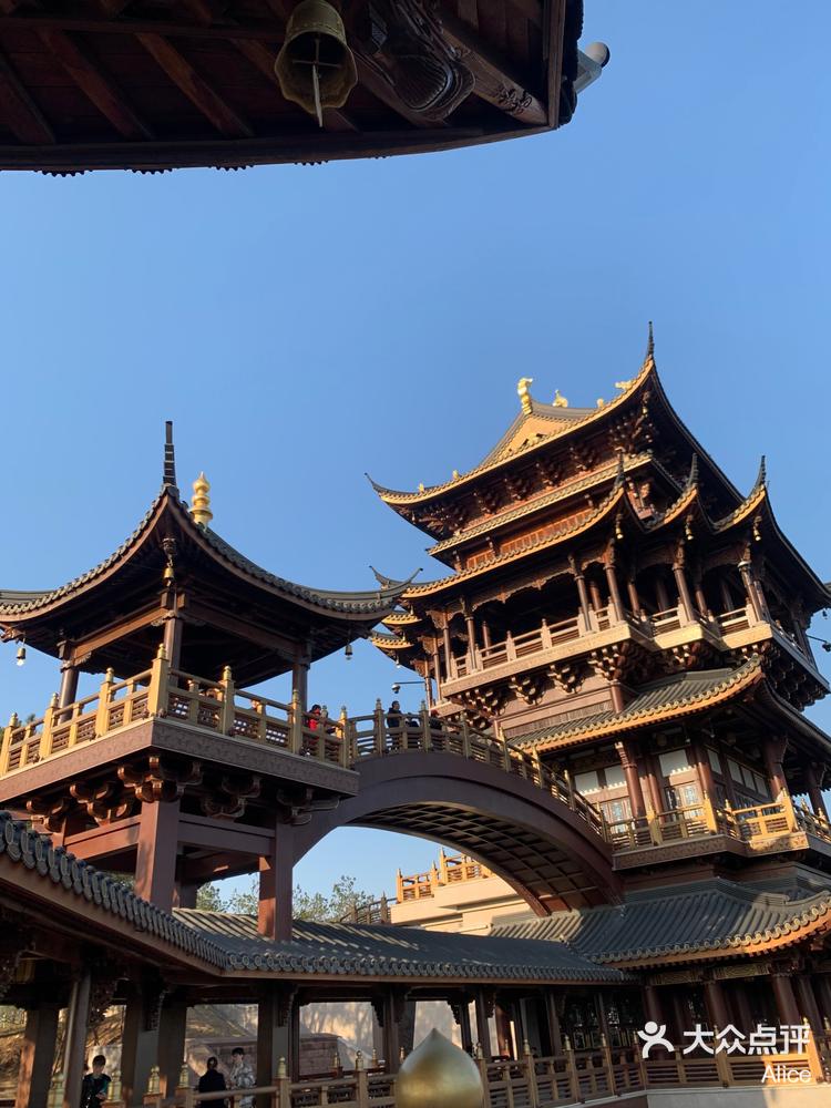 鸡鸣山寺图片