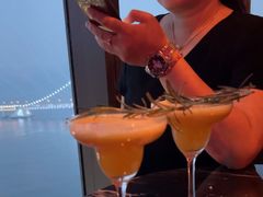 -大连君悦酒店 · VIVA(星海广场店)
