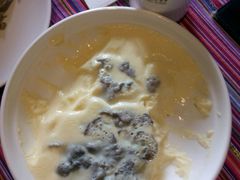 -香巴拉云南餐厅(华莱坞店)