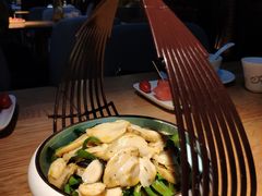 烧椒拌鲜鲍-渝半城经典川粤菜(重庆天地店)