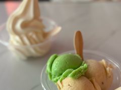 -古老冰山特色冰淇淋店(艾提尕尔店)