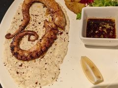 -Efes Turkish & Mediterranean Cuisine 艾菲斯餐厅(陆家嘴店)