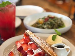 -ROAST coffee & eatery