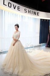 点击看大图 -LOVE SHINE婚纱·红鼎庄龙凤褂·妈妈装定制