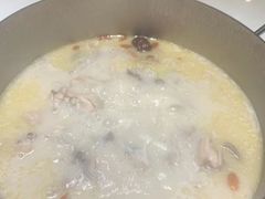 胡椒猪肚鸡-洪氏嗨捞·猪肚鸡火锅(阳光天地店)