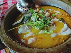 -九门寨石锅鱼烤鱼