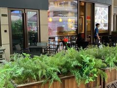 -The Habit Burger Grill 哈比特汉堡(爱琴海店)