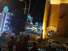 -丝路天山酒店(国际大巴扎店)