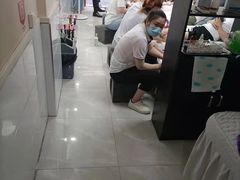 -爱脊康新中式推拿(江汉路步行街店)
