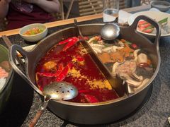 -三出山火锅(南京万象天地店)