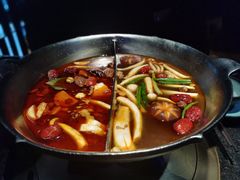 -湊湊火锅·茶憩(新中关购物中心店)