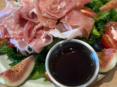 -ZAZA.CAFE.BAR