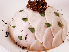 松露白萝卜浓汤配肥肝-AZUR聚(香格里拉饭店)