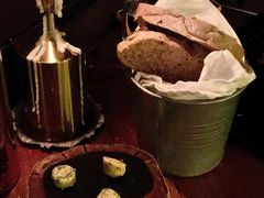 餐前包-AZUL by FUEL蓝色·法式酒馆(琶醍店)