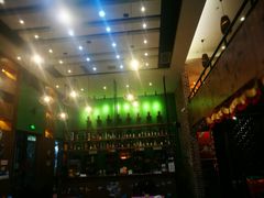 -香巴拉云南餐厅(华莱坞店)