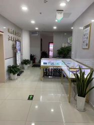 点击看大图 -新生植发·植养护一体