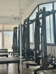 -无界瑜伽普拉提