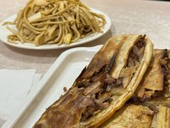 -宝光熏肉鞋底火烧(新街口店)