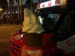 香滑软雪糕-富豪雪糕车流动点(尖沙咀店)