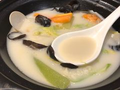 -港丽餐厅(高德置地店)