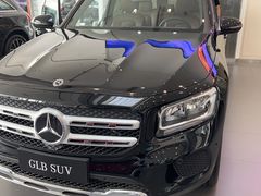 -天津波士信达奔驰4S店(卫津南路店)