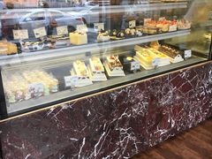 面包甜点陈列柜-精点味道(西安路店)