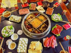 -邓莽子老火锅(中兴路总店)