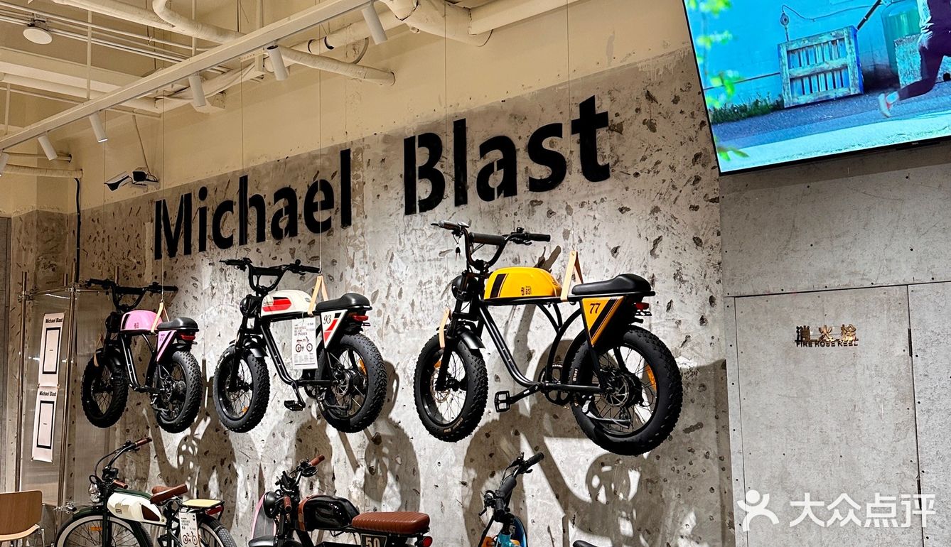 济南经三路!偶遇街头热狗🌭️餐车