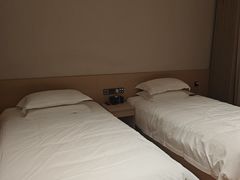 -东瓯大酒店(温州惠民路地铁站店)