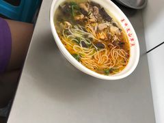 -文山荷鲜居(翠湖店)