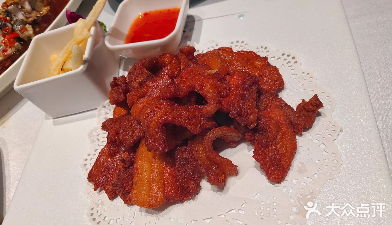 新派赣菜与粤菜的宴会餐厅~