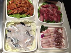 -海底捞火锅鲜切牛肉主题店(长寿路店)