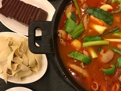 湘味肥肠火锅-湘肠香火锅店(团结湖店)