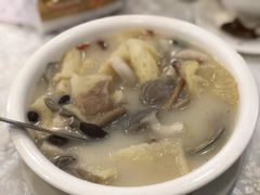 浓汤鲜菌浸鱼肚-文记壹心鸡(宝华路店)