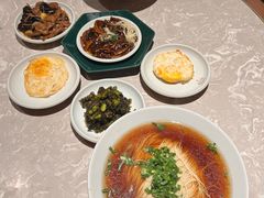 -松鹤面馆·古法焖肉面(观前店)