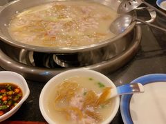 -老来福·非遗酸汤兔(凯旋路店)