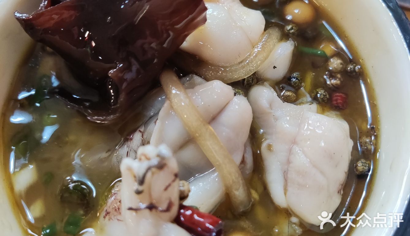 蛙儿子超级好吃。新鲜现杀吃的放心