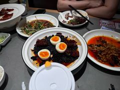 -褚记烤鸭·南京家常菜(雨花客厅店)
