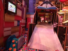 -七彩云南欢乐世界