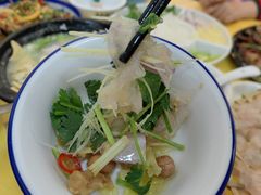 -官塘陈记鱼生·潮汕砂锅粥·牛肉火锅(潮枫路总店)