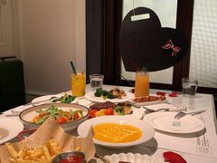 -静香HOUSE·全时段融合餐厅(七星欢乐颂店)