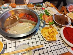 -山悦里 山野·鲜火锅(罗斯福广场店)