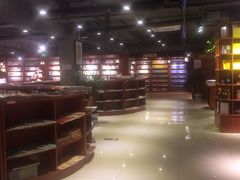 -新华书店(印象城店)