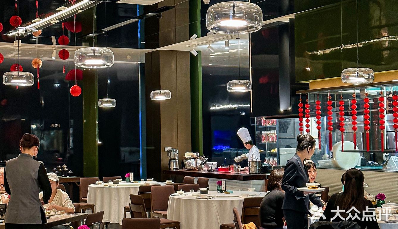 才知道我爸妈为啥经常来这家湘菜餐厅！从环境、服务到菜品