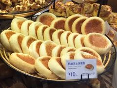 -巴黎贝甜(大宁国际商业广场店)