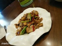 小炒鲜菌-泰钰丰烤鸭.天津菜(开发区店)